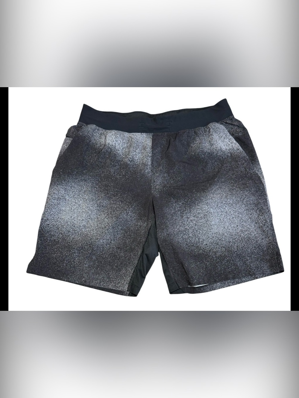 Lululemon Short SZ XL Gray Black